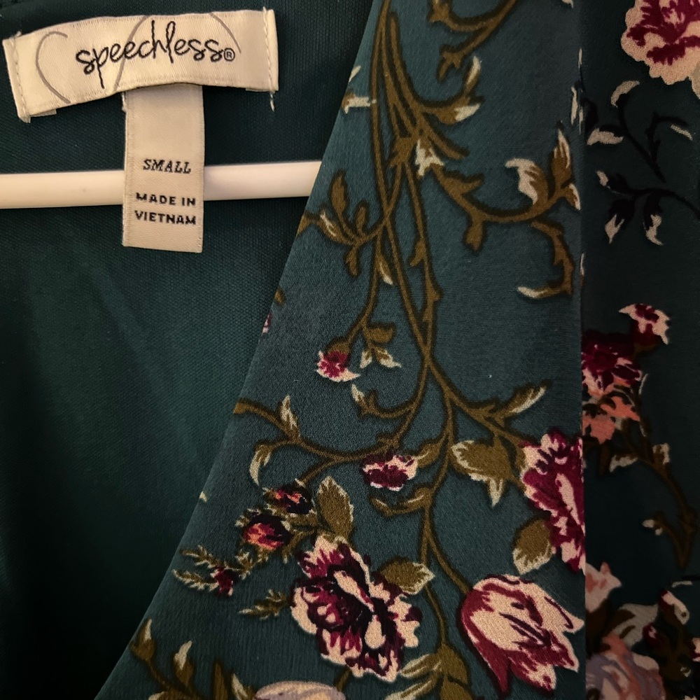 Small Dress - Picture 2 of 2